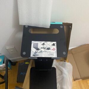 LIFELONG Quad Pro Ergonomic Laptop Stand – Adjustable 11–17″ – Black